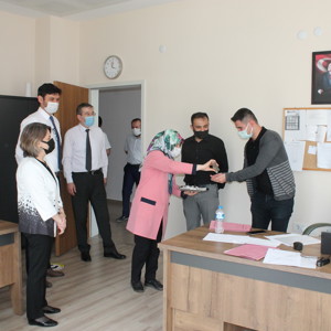İl Müdür V. Fatma Uz Ramazan Bayramı Münasebetiyle Personeli İle Bayramlaştı - fotoğraf 9