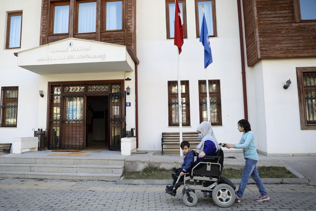 Bakan Yanık: “Evde bakım ödemelerini Bayram öncesinde hesaplara yatırıyoruz”