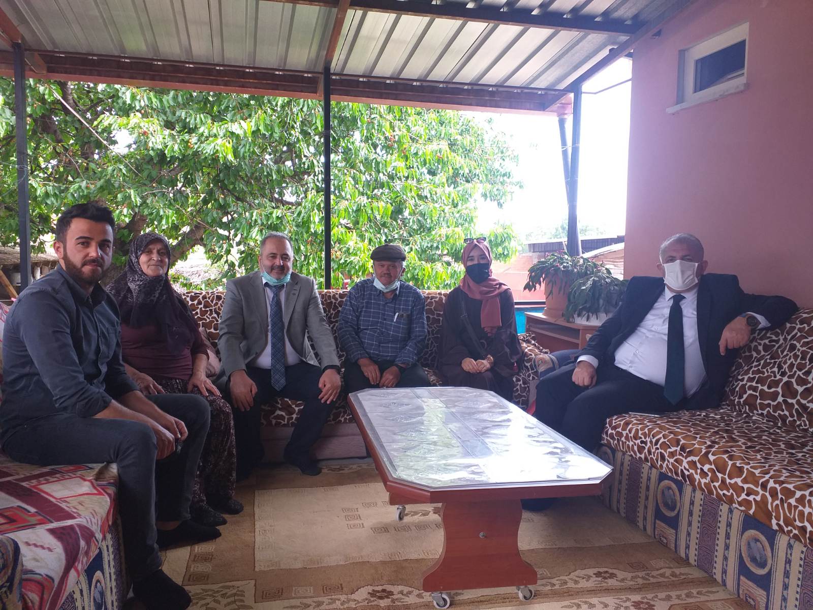 Yenişehir İlçemizde Şehidimizin Ailesine Ziyaret Gerçekleştirildi