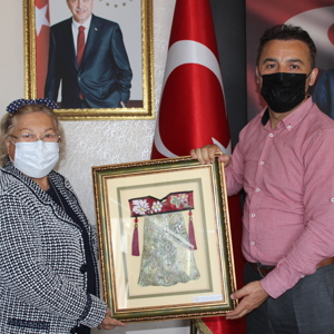 Çevre Eski Bakanı Sayın İmren Aykut, İl Müdürümüzü Makamında Ziyaret Etti - fotoğraf 1