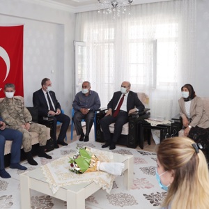 Aziz Şehitlerimizin Ziyaretleri - fotoğraf 7