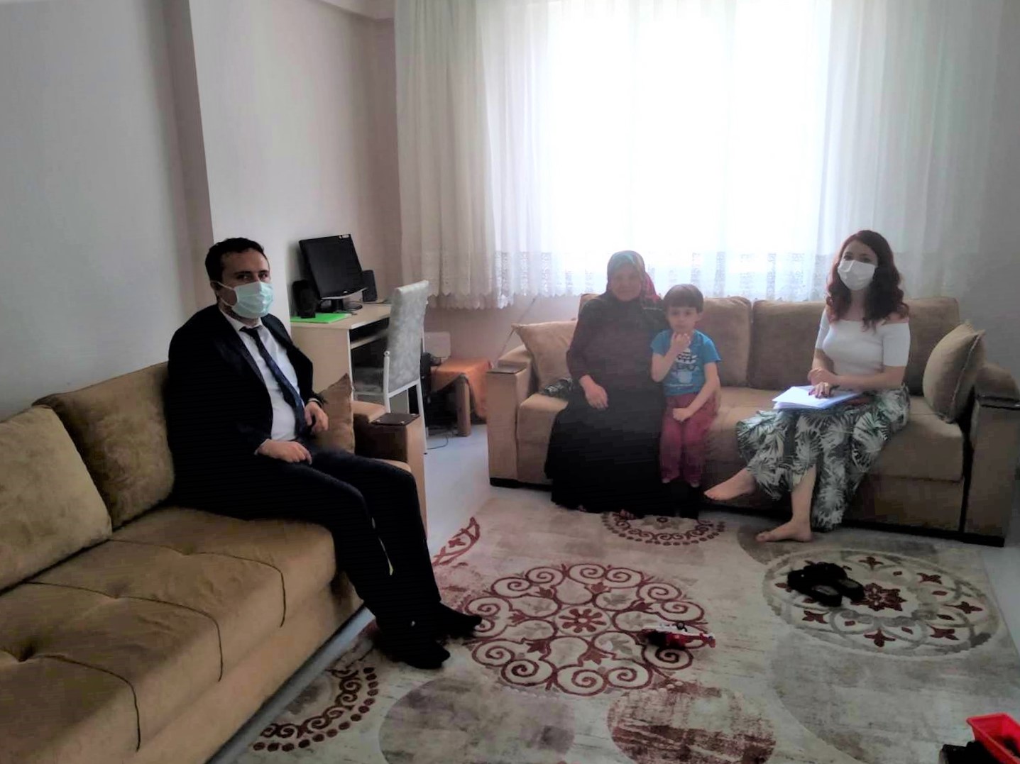 Hane Ziyaretleri Ile Bakanligimiz Hizmetlerini Anlatiyoruz