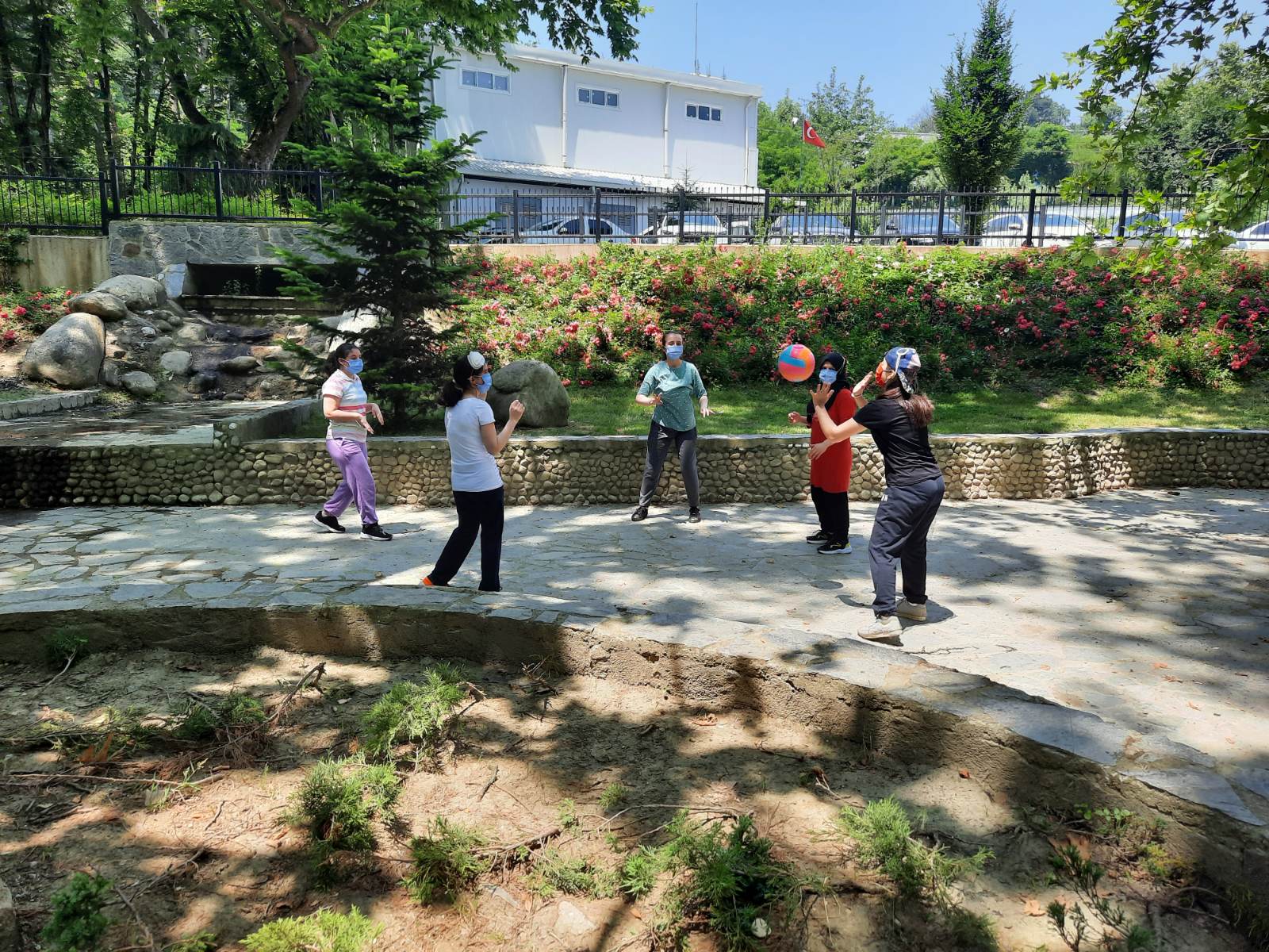 Çocuklarımız Piknik Yaparak Eğlendiler