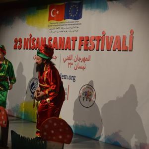 Çocuk Hakları Komitesi ve İl Göç İdare ve Mülteci Destek İş Birliğinde 23 Nisan Sanat Festivali Düzenlendi - fotoğraf 2