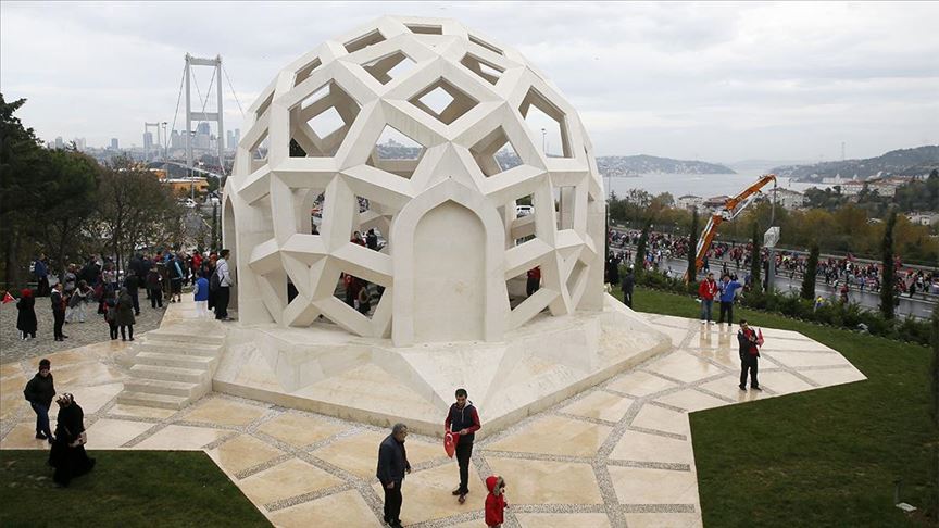 “15 Temmuz şehitlerimizin aileleri ile gazilerimize Vakfımızın yaptığı destek ödemeleri bugün hesaplara yatırılıyor”