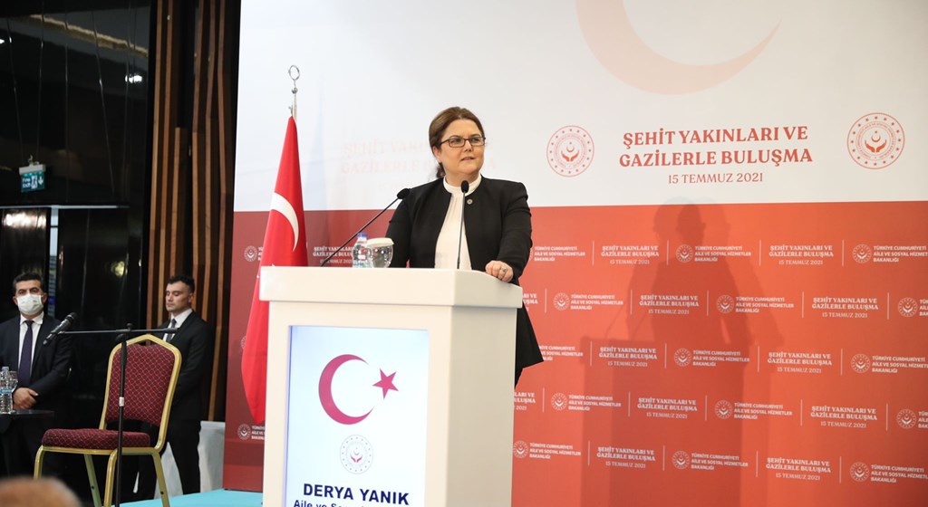 Aile ve Sosyal Hizmetler Bakanımız Derya Yanık: "15 Temmuz hepimiz açısından aslında bir modern zaman istiklal mücadelesi"