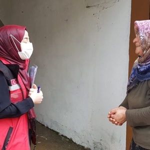 Aile ve Sosyal Hizmetler Bakanımız Derya Yanık: “Rize’de selden etkilenen vatandaşlarımız için 1 milyon lira kaynak aktardık” - fotoğraf 5