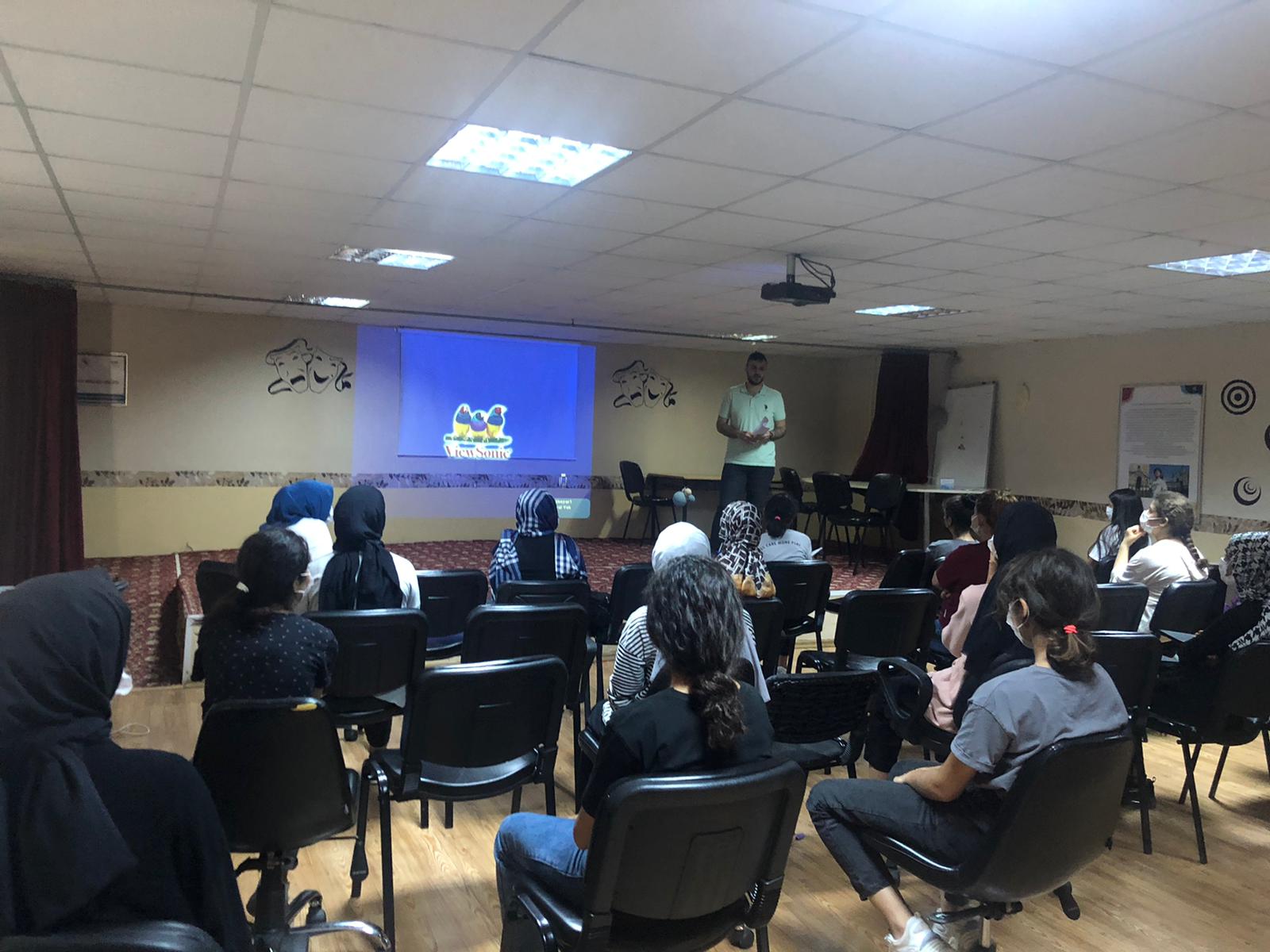 Çocuk Evlerinde Bakım ve Koruma Altında Bulunan Çocuklara Eğitim Verildi.