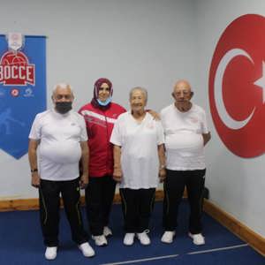 Çınarcık ve Paşakent Huzurevi Sakinleri Arasında Bocce Dostluk Maçı Düzenlendi. - fotoğraf 6