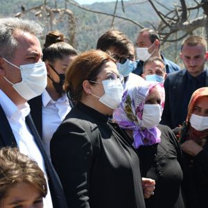 Bakanımız Yanık: “Yangından Etkilenenler İçin Sosyal Yardımlar Fonu’muzdan Toplam 21 Milyon Lira Kaynak Aktarımı Yaptık” - fotoğraf 2