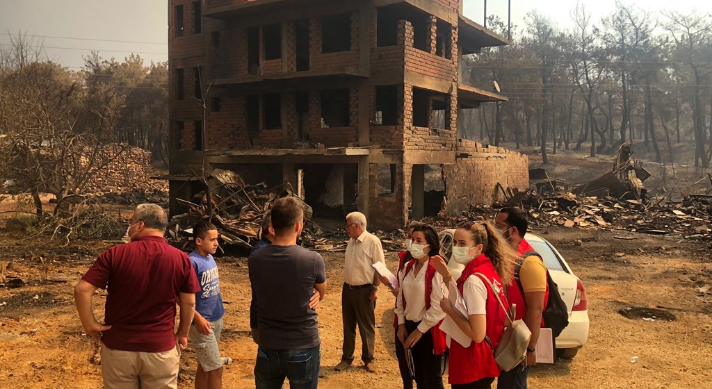 Aile ve Sosyal Hizmetler Bakanımız Yanık: Orman yangınlarının etkili olduğu 6 ilde 1142 kişiye psikolojik destek verdik
