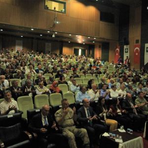 Kıbrıs Gazilerimize Madalya ve Beratları, Sayın Valimiz Ömer Faruk Coşkun ve Protokol Mensupları Tarafından Verildi - fotoğraf 2