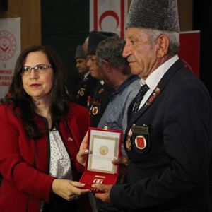 Kıbrıs Gazilerimize Madalya ve Beratları, Sayın Valimiz Ömer Faruk Coşkun ve Protokol Mensupları Tarafından Verildi - fotoğraf 4