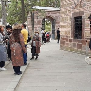 Tarihin İzinde Projesi Kapsamında Gezi Programı Düzenlendi - fotoğraf 1