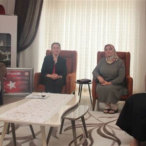 Sayın Valimizin Eşi Sevilay Coşkun Şehit Ailelerini Ziyaret Etti - fotoğraf 2