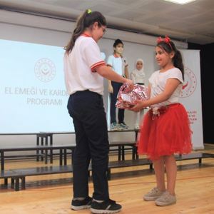 “El Emeği ve Kardeşlik” Programı Düzenlendi - fotoğraf 8