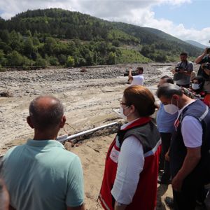 Bakanımız Derya Yanık: “Sinop'a 13 Milyon Lira Nakdi Yardım Göndermiştik. İhtiyaç Oldukça Nakdi Yardımlara Devam Edeceğiz"  - fotoğraf 4