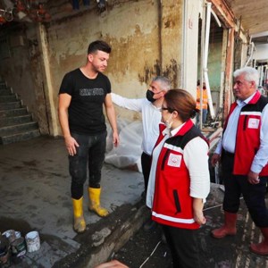 Bakanımız Yanık: “Bugün aktardığımız 10 milyon lira ile birlikte Kastamonu'ya toplamda 25 milyon liralık nakit desteği sağladık” - fotoğraf 3