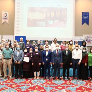 Bir Dünya Üreten Kadın Projesi - fotoğraf 1