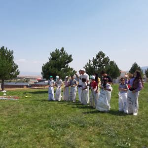 Dijital Bağımlılığa Dikkat Çekmek İçin Okul Destek Projesindeki Çocuklarımızla  Uçurtma Şenliğinde Buluştuk  - fotoğraf 8