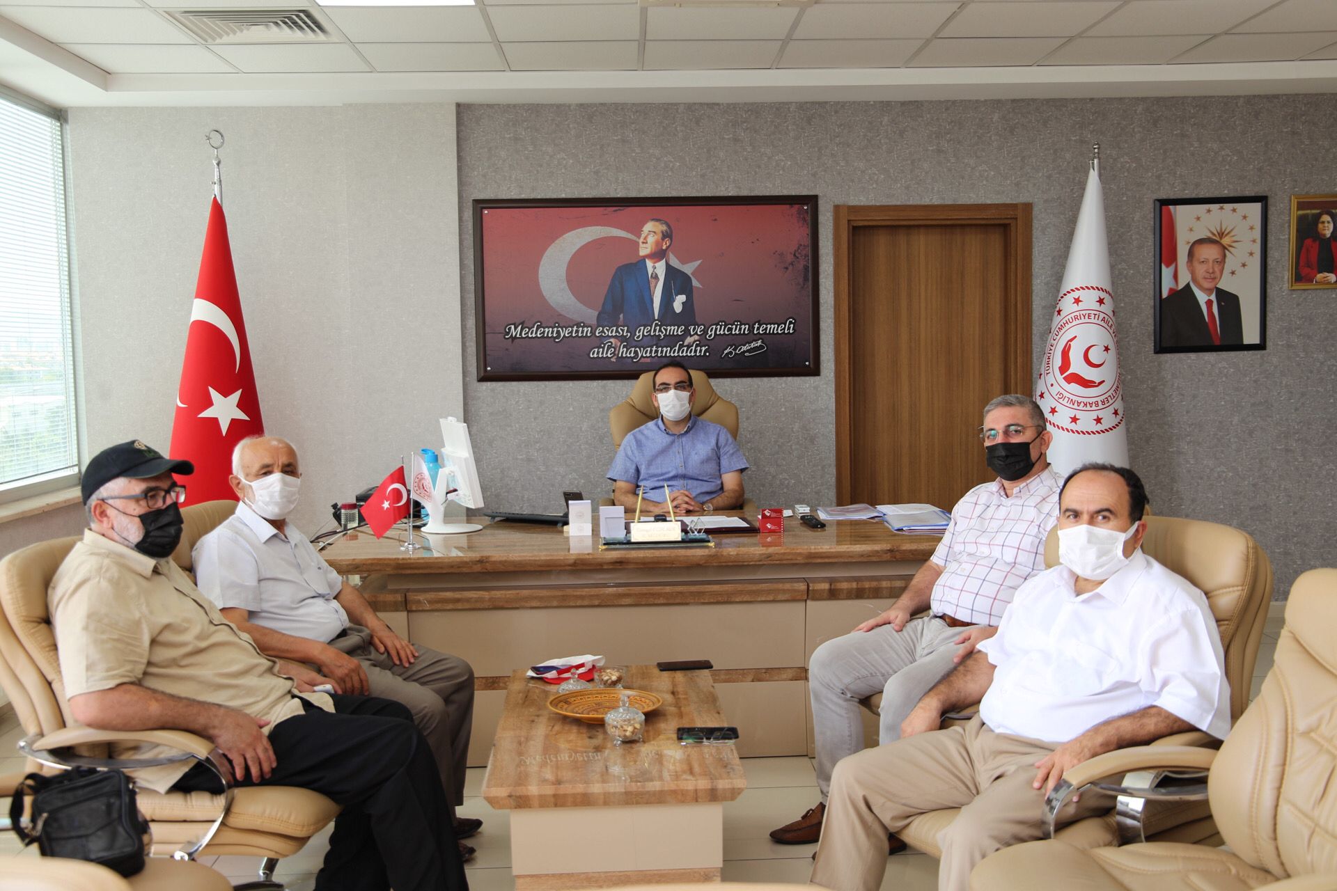 Kayseri Gönüllü Kültür Kuruluşları Ve Mazlum Der Başkanı Ahmet Taş’tan İl Müdürümüze Ziyaret