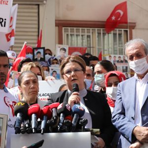 Bakanımız Derya Yanık, Diyarbakır Annelerini Ziyaret Etti - fotoğraf 3