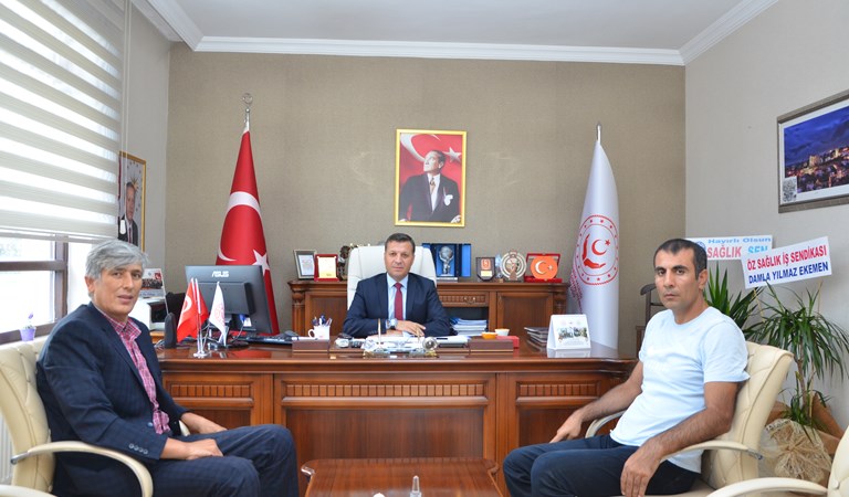 Türkiye Sakatlar Derneği Karabük Şubesi Başkanı Muhittin YILMAZ’dan, İl Müdürümüz Abdurrahman BİLGİÇ' e hayırlı olsun ziyareti.