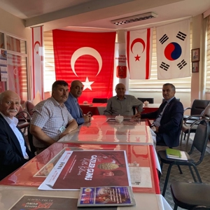 İl Müdürümüz Mahmut ÖZDEMİR, Muharip Gaziler Derneği Tokat Şubesi Başkanlığı ile Türkiye Harp Malülleri Gaziler Şehit Dul ve Yetimleri Derneği Tokat Şubesi Başkanlığı'nı Ziyaret Etti - fotoğraf 1