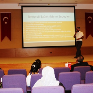 “Her Şey Çocuklar İçin” İsimli Konferans - fotoğraf 7