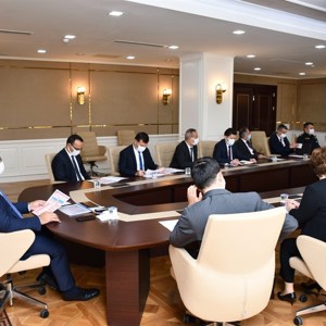 Kadına Yönelik Şiddetle Mücadele İl Koordinasyon, İzleme ve Değerlendirme Komisyonu Toplantısı Vali Fuat Gürel’in başkanlığında, İl Müdürlüğümüz ve kurul üyelerinin katılımıyla yapıldı. - fotoğraf 3