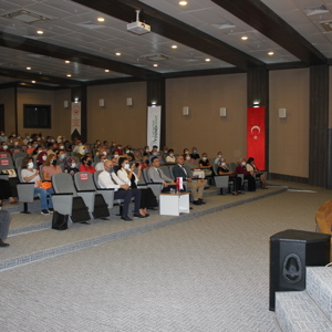 Adana İlimizde Bulunan Tüm Koruyucu Ailelerimiz “Güven ve Sevgi Dolu Çocuk Yetiştirmek” İsimli Konferansımızda Bir Araya Geldi - fotoğraf 7