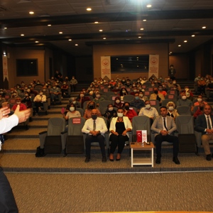 Adana İlimizde Bulunan Tüm Koruyucu Ailelerimiz “Güven ve Sevgi Dolu Çocuk Yetiştirmek” İsimli Konferansımızda Bir Araya Geldi - fotoğraf 6