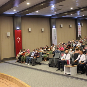 Adana İlimizde Bulunan Tüm Koruyucu Ailelerimiz “Güven ve Sevgi Dolu Çocuk Yetiştirmek” İsimli Konferansımızda Bir Araya Geldi - fotoğraf 12