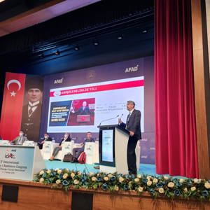 Engelli ve Yaşlı Hizmetleri Genel Müdürü Uzm. Dr. Orhan KOÇ: Erişilebilirlik Kavramı Acil, Afet ve Panik Anlarındaki Süreçleri Dikkate Alacak Şekilde En Baştan Tasarlanmalıdır  - fotoğraf 2