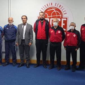 60 Yaş Üstü Gençler Bocce Şampiyonası Grup Maçları Devam Ediyor. - fotoğraf 1