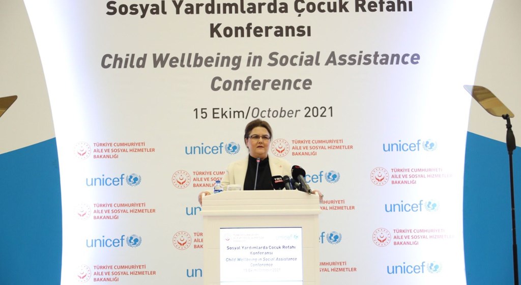 Bakanımız Derya Yanık: “Sosyal yardım başvuruları, bugün itibarıyla e-Devlet'ten yapılabilecek”