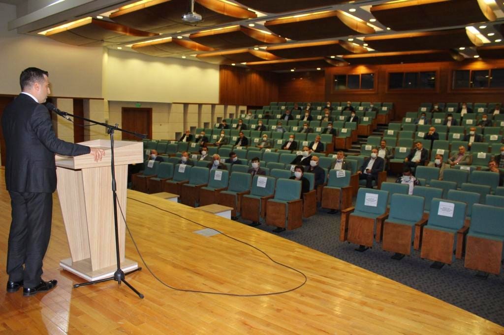 MUHTARLARA YÖNELİK AİLE VE SOSYAL HİZMETLER İL MÜDÜRLÜĞÜ HİZMETLERİ HAKKINDA BİLGİLENDİRME TOPLANTISI DÜZENLENDİ