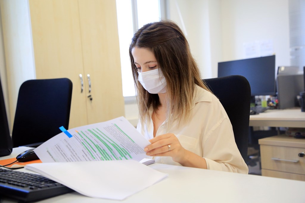 Bakanımız Derya Yanık: “Finansal Okuryazarlık ve Kadınların Ekonomik Güçlenmesi seminerlerimizle 9 ayda yaklaşık 150 bin kadına ulaştık”