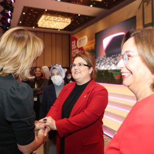 Aile ve Sosyal Hizmetler Bakanımız Sayın Derya Yanık, 68. FCEM Dünya Kongresi'ne katıldı - fotoğraf 3