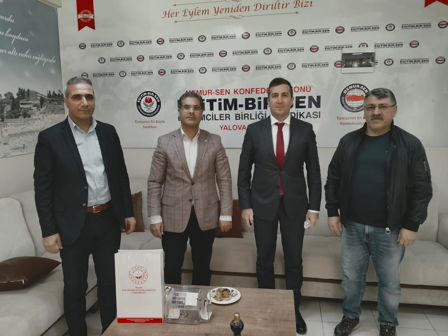 İl Müdürümüz Arif LAÇİN Tarafından Eğitim Bir-Sen Ziyaret Edildi.