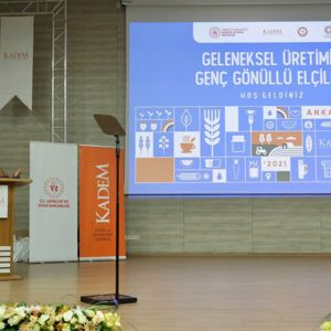 Aile ve Sosyal Hizmetler Bakanımız Sayın Derya Yanık, KADEM Geleneksel Üretimin Genç Gönüllü Elçileri Projesi Kapanış Törenine Katıldı - fotoğraf 2