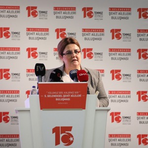 Bakanımız Yanık Şehit Aileleriyle Buluştu - fotoğraf 1