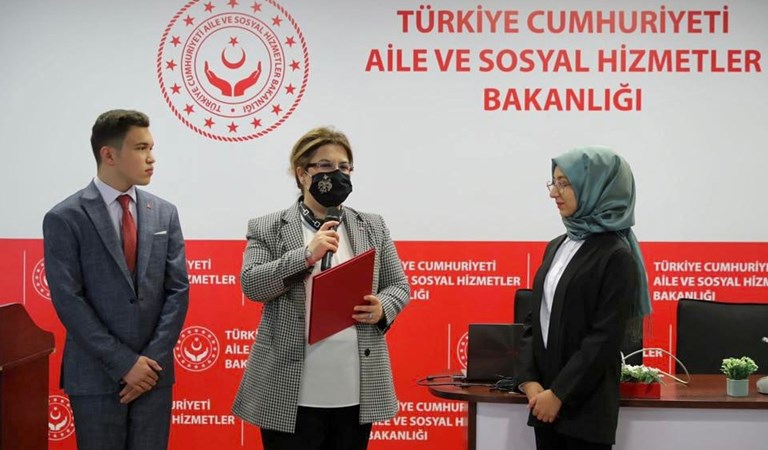 Derya Yanık Attends the Closing Meeting of the “22nd National Children's Forum”