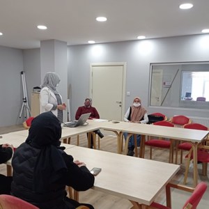 Bakanımız Derya Yanık: “Dün kadına yönelik şiddetle nasıl mücadele ediyorsak bugün de yarın da aynı mücadeleyi devam ettireceğiz” - fotoğraf 1
