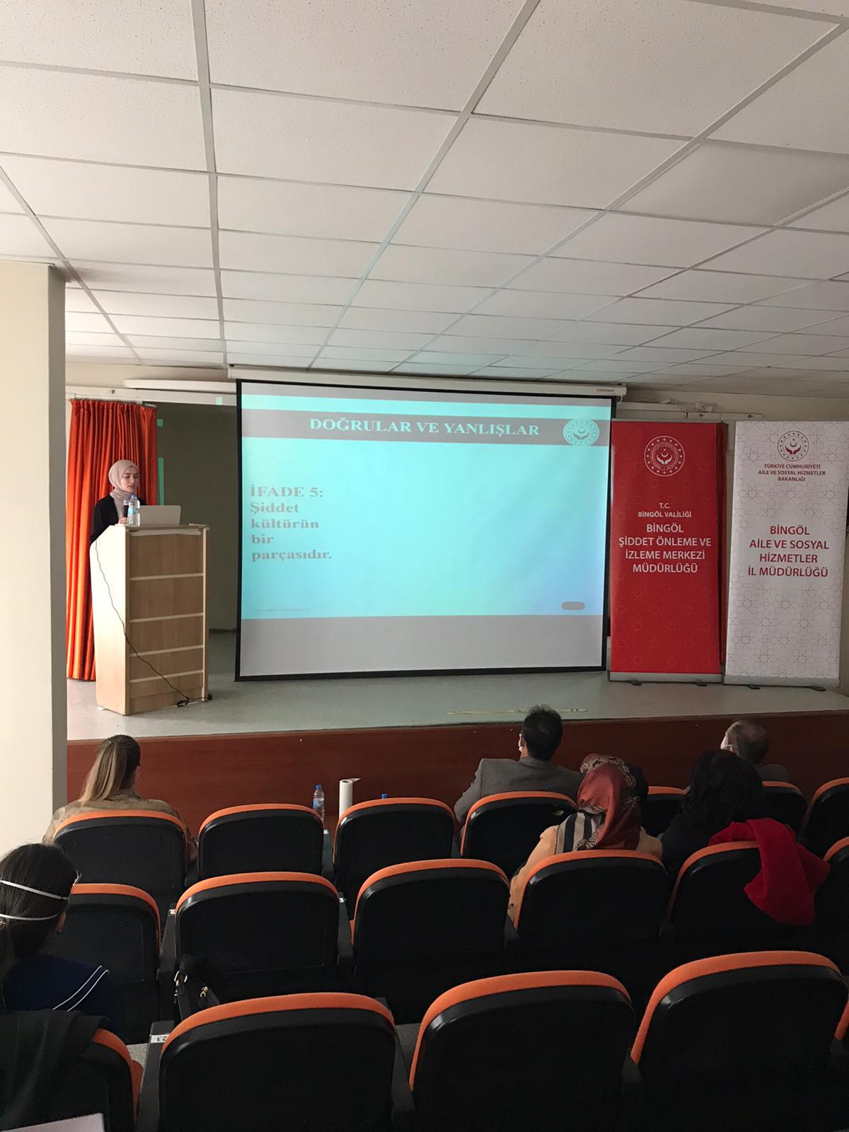  Kiğı İlçesinde Kadına Yönelik Şiddetle Mücadele Eğitimi Verildi. 