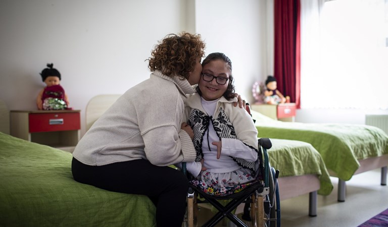 "Umut Evleri" Engellileri Toplumla Kaynaştırıyor
