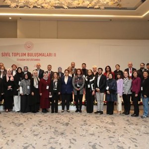 Bakanımız Derya Yanık, İstanbul’da düzenlenen ikinci Sivil Toplum Buluşmaları toplantısına başkanlık etti. - fotoğraf 2