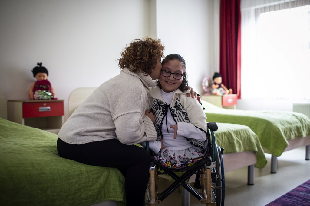 "Umut Evleri" Engellileri Toplumla Kaynaştırıyor