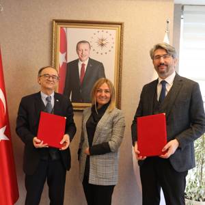 Engelli ve Yaşlı Hizmetleri Genel Müdürlüğü ile Yüksek İhtisas Üniversitesi Arasında Yaşlı Bakım Alanında İş Birliği Protokolü İmzalandı    - fotoğraf 1