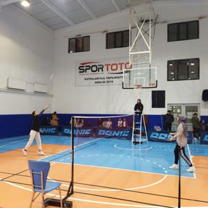 Kütahya Aile ve Sosyal Hizmetler İl Müdürlüğü Badminton İl Birinciliği Müsabakaları Tamamlandı - fotoğraf 1